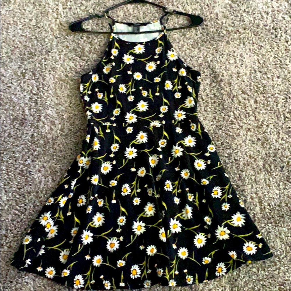 Forever 21 Daisy Print Mini Dress